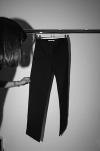 Flattering Fit Pants Black