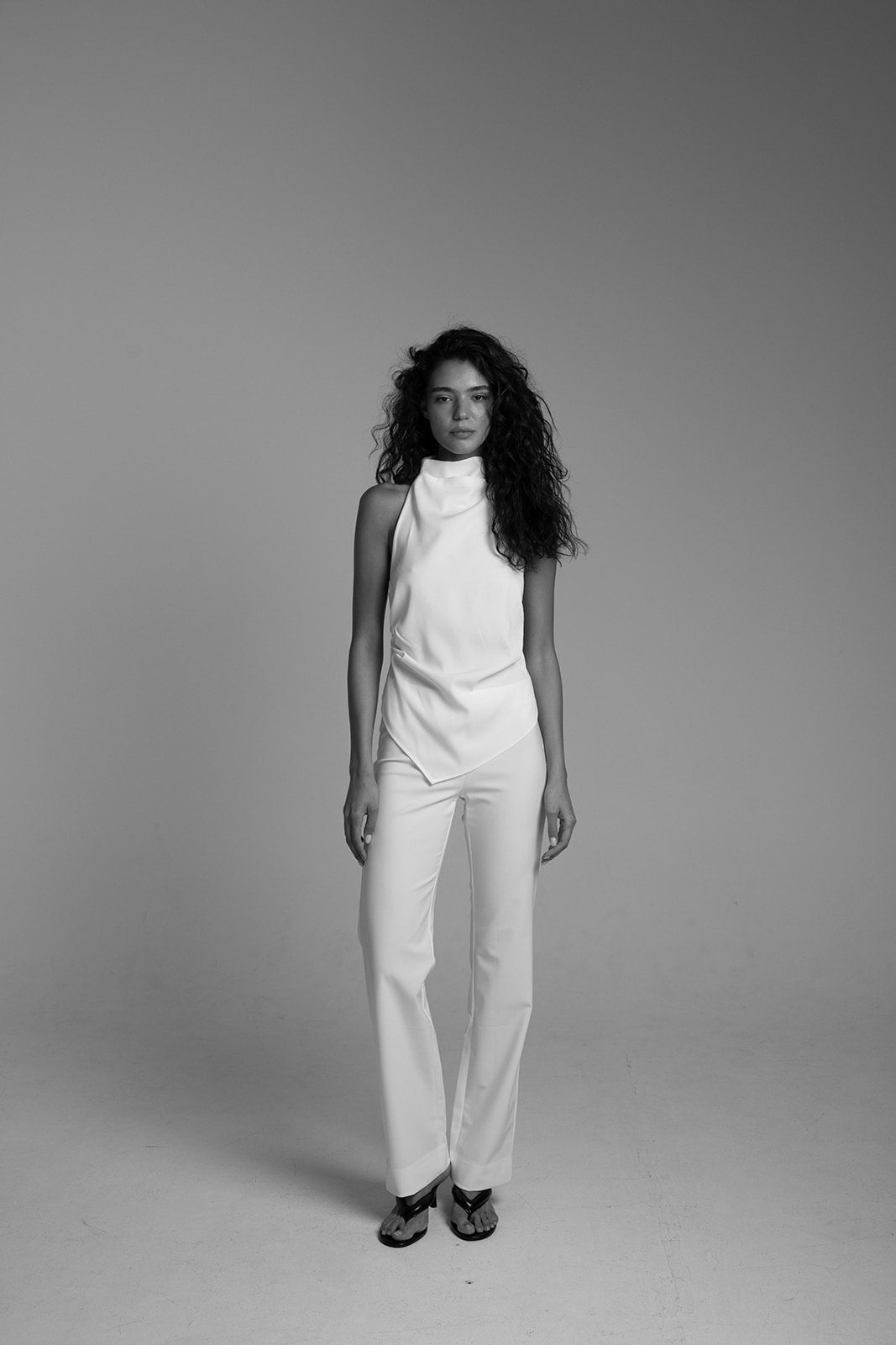 Flattering Fit Pants white